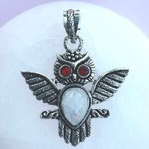 925 Sterling moonstone & garnet owl pendant